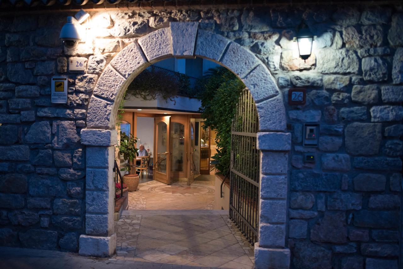 Hotel Venezia مالتشيزينيه المظهر الخارجي الصورة